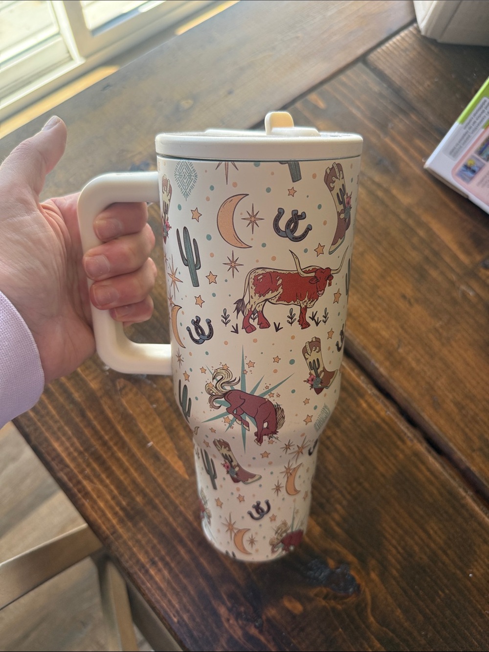 HydroJug White Travel Mug with Red & Tan Longhorn Desert Motif